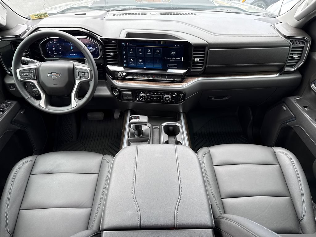 Used 2026 Chevrolet Silverado 1500 LT Trail Boss w/ LT Trail Boss Premium Package AWD/4WD image 19