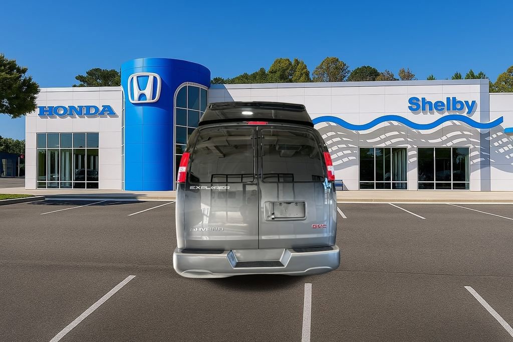 Used 2024 GMC Savana 2500 w/ Driver Convenience Package image 7