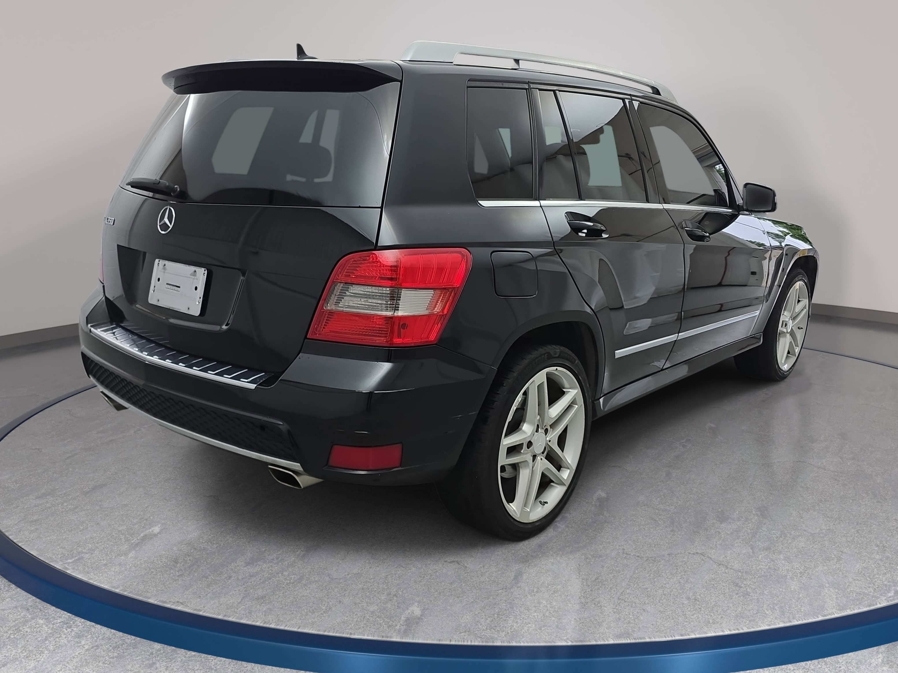 Used 2011 Mercedes-Benz GLK 350 2WD image 5