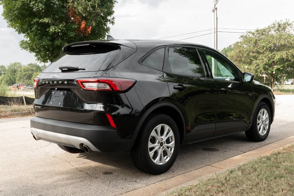 Used 2025 Ford Escape Active FWD image 4