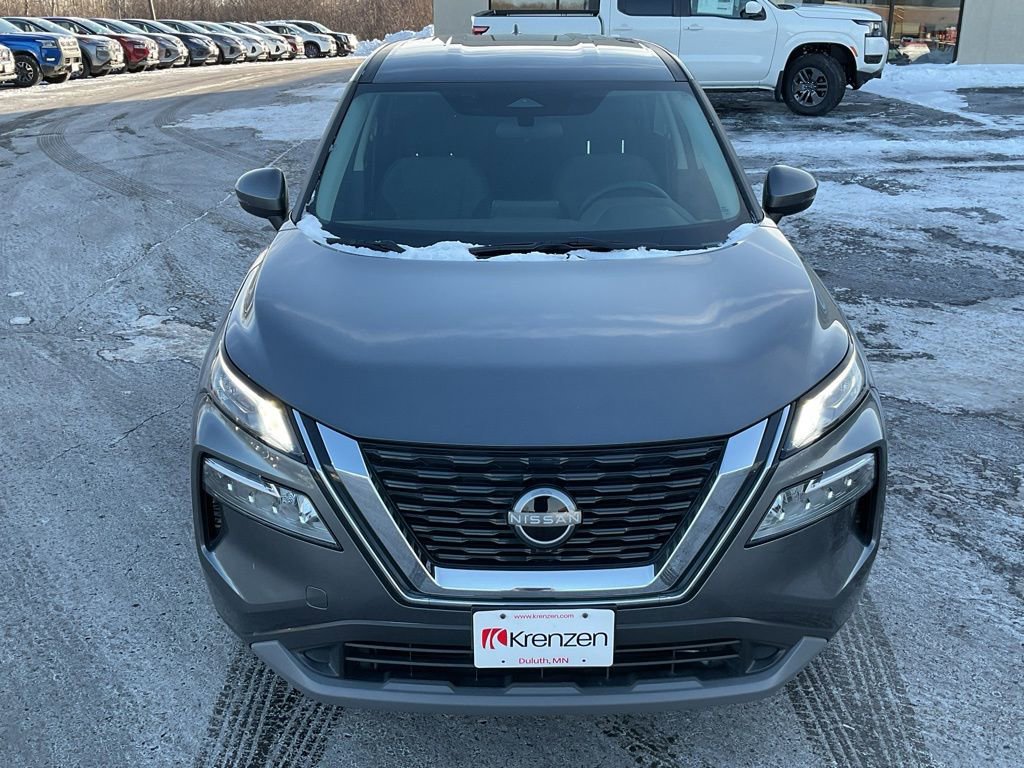 Used 2023 Nissan Rogue SV AWD/4WD image 2