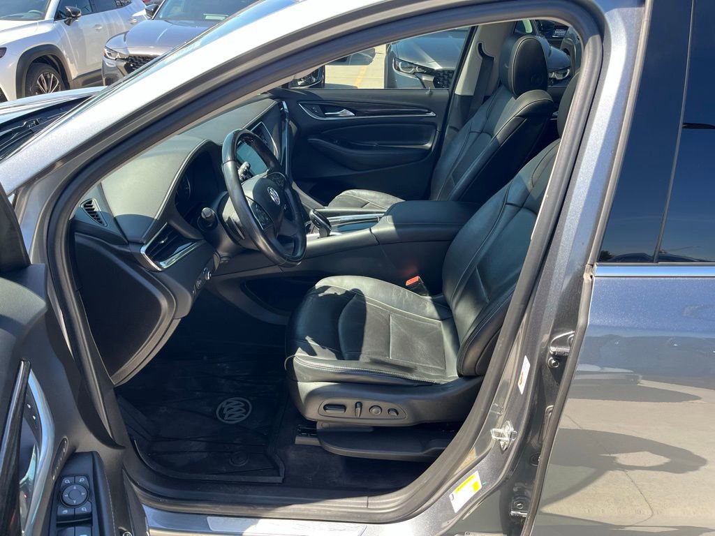 Used 2020 Buick Enclave Avenir w/ Trailering Package, 5000 lbs. AWD/4WD image 11