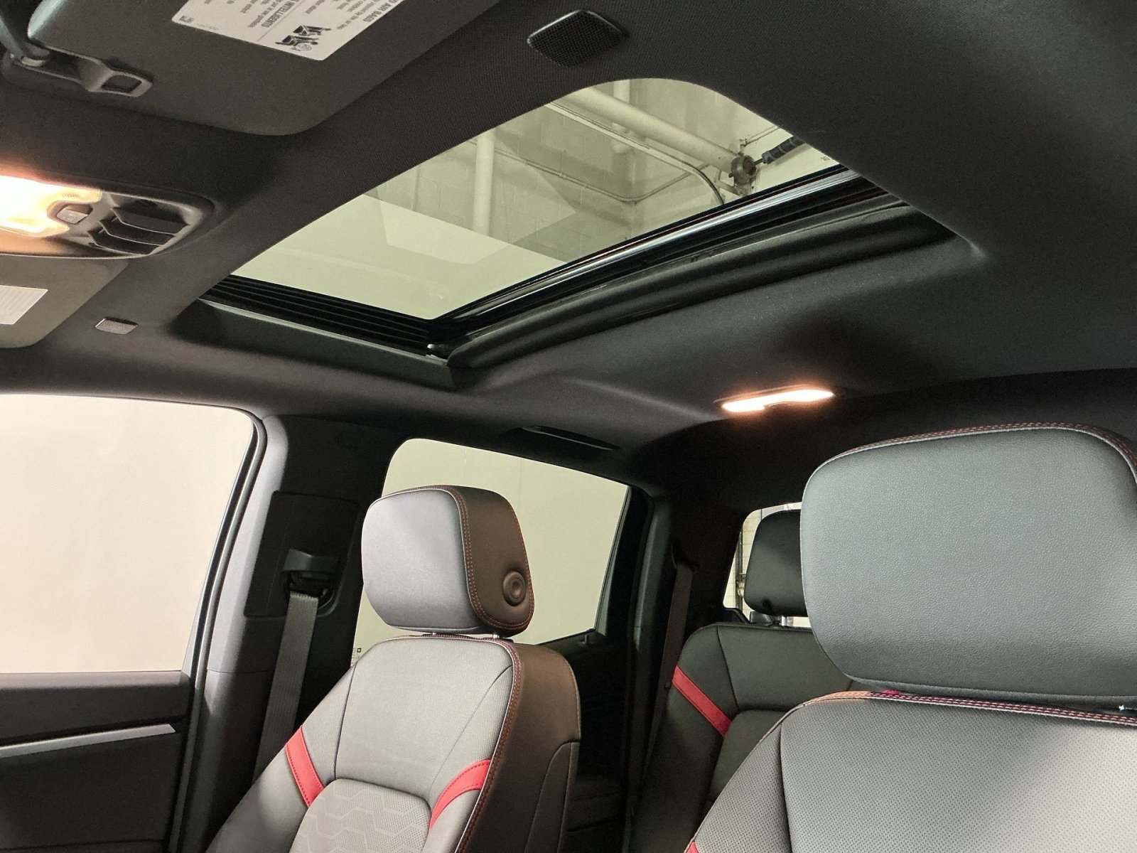 New 2026 Chevrolet Colorado Z71 w/ Z71 Convenience Package 2 image 31