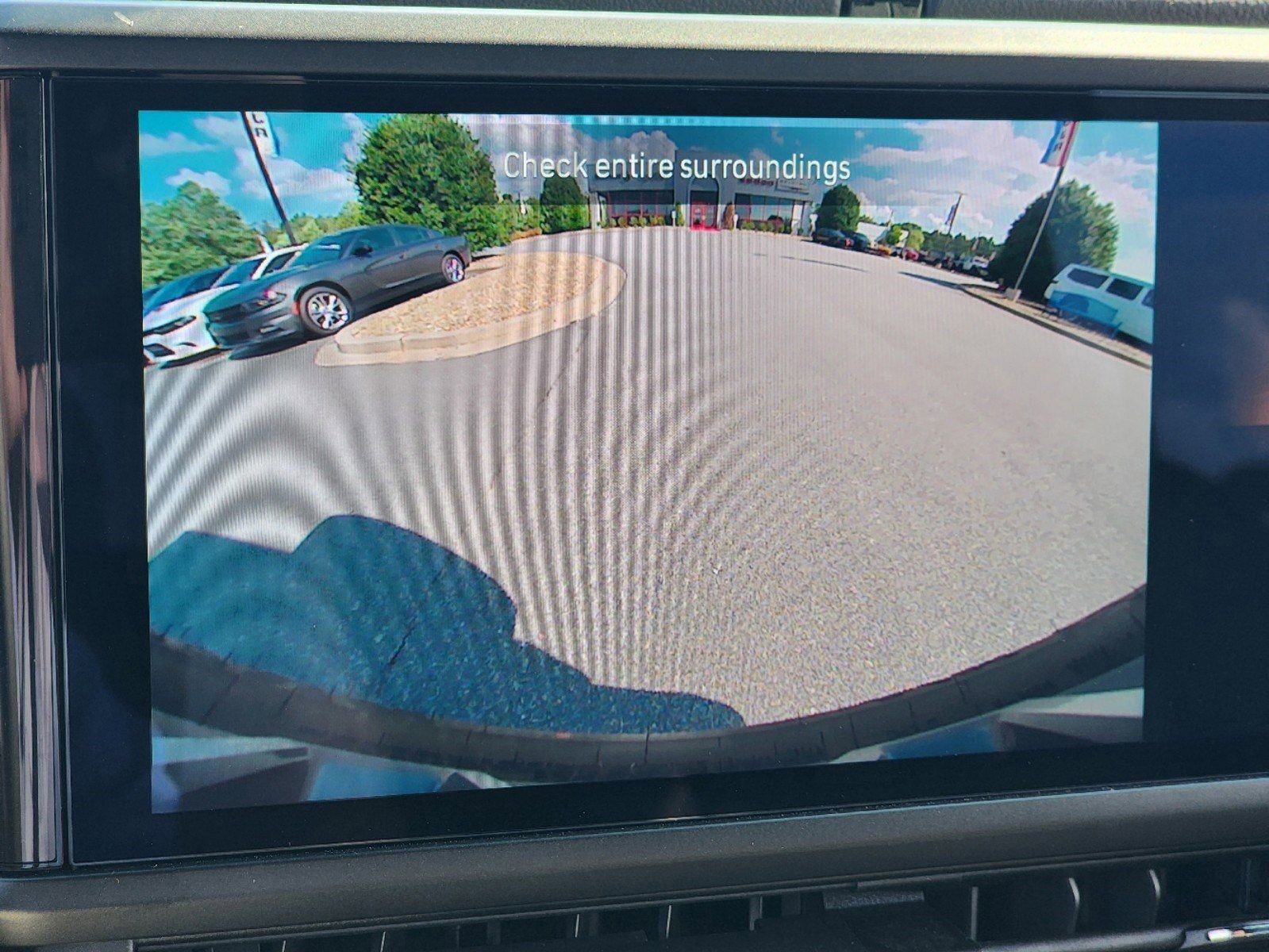 Used 2024 Jeep Wrangler Sahara w/ Safety Group image 18