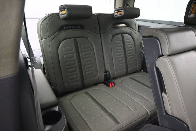 Used 2023 Rivian R1S Adventure Dual AWD/4WD image 24