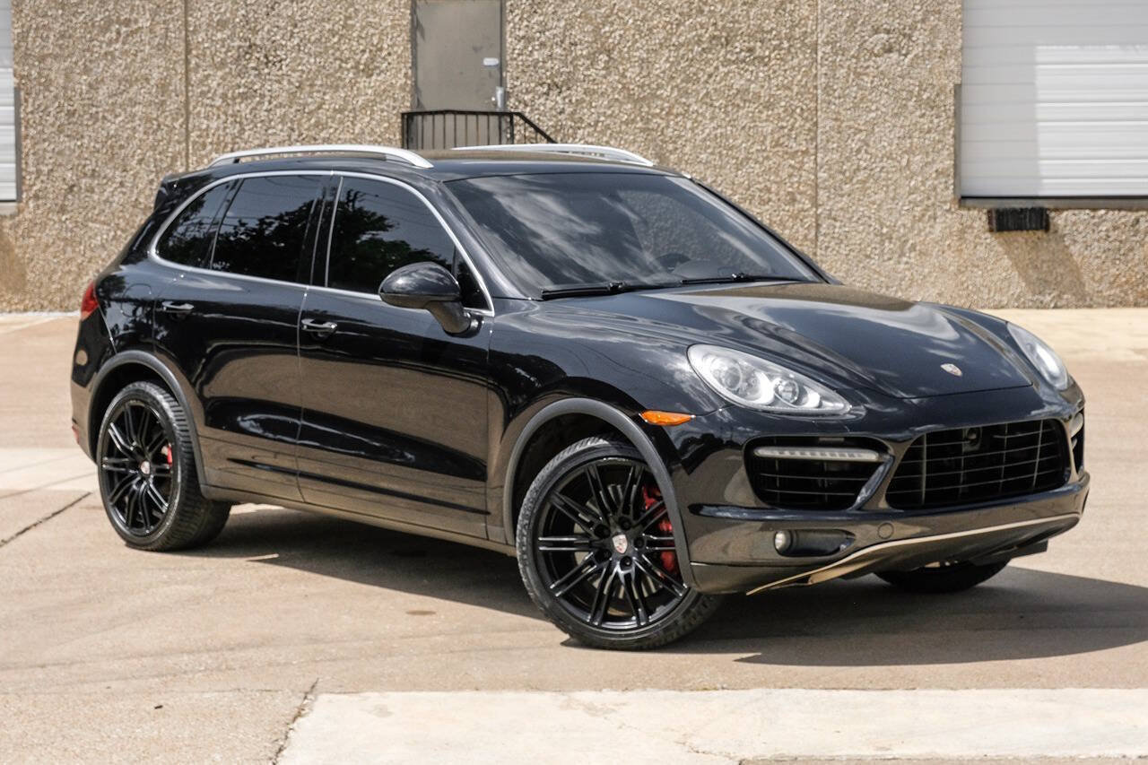 Used 2012 Porsche Cayenne Turbo AWD/4WD image 9