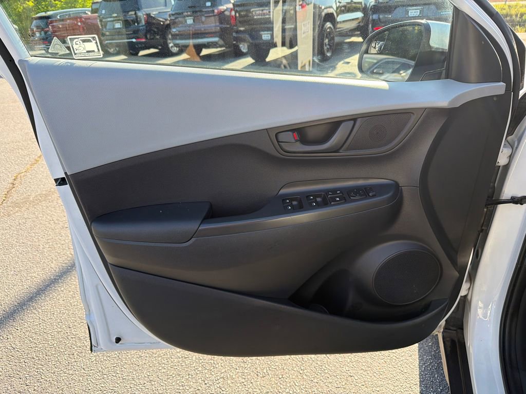 Used 2019 Hyundai Kona SE image 10