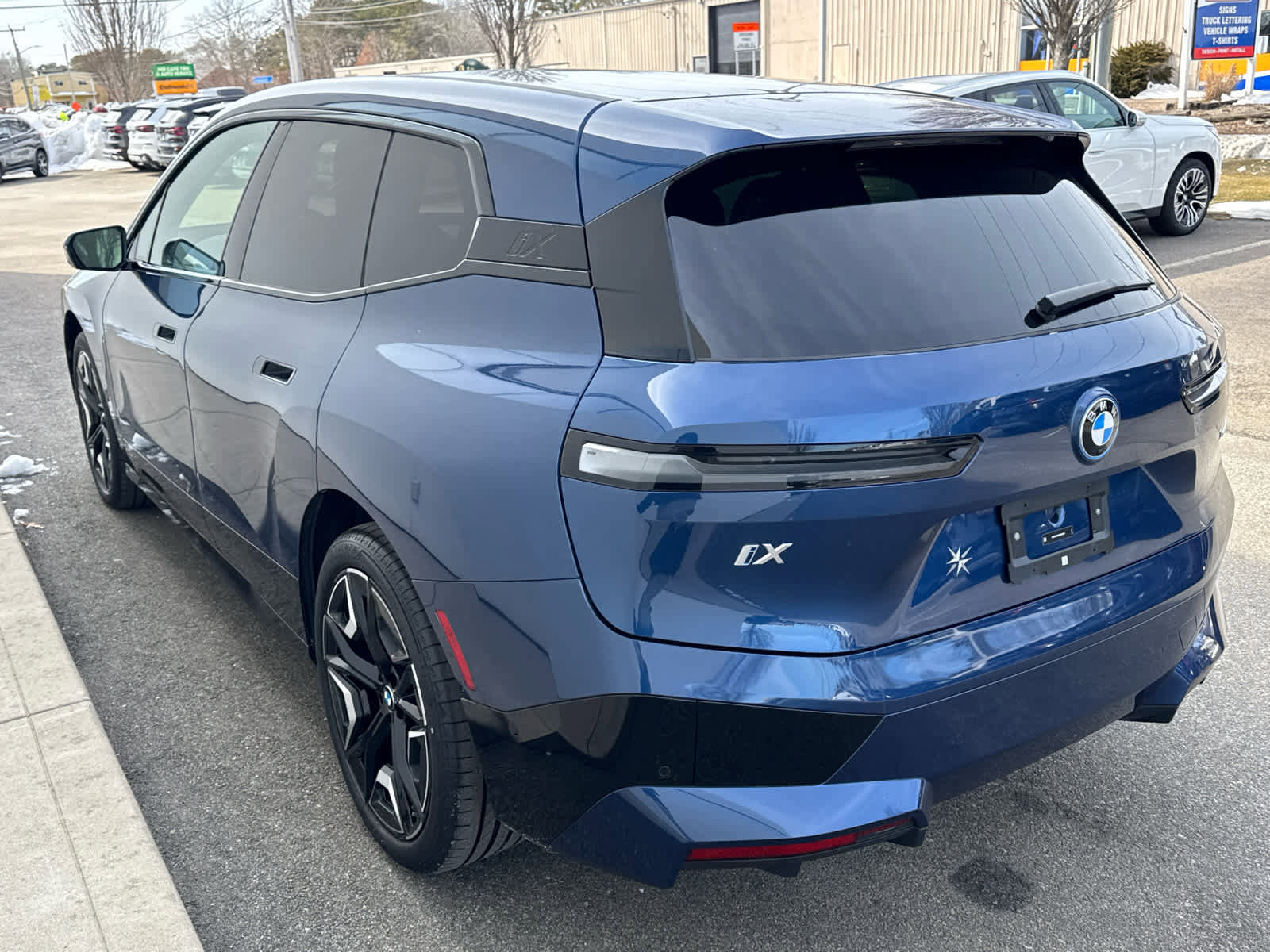 Certified 2025 BMW iX xDrive50 image 6