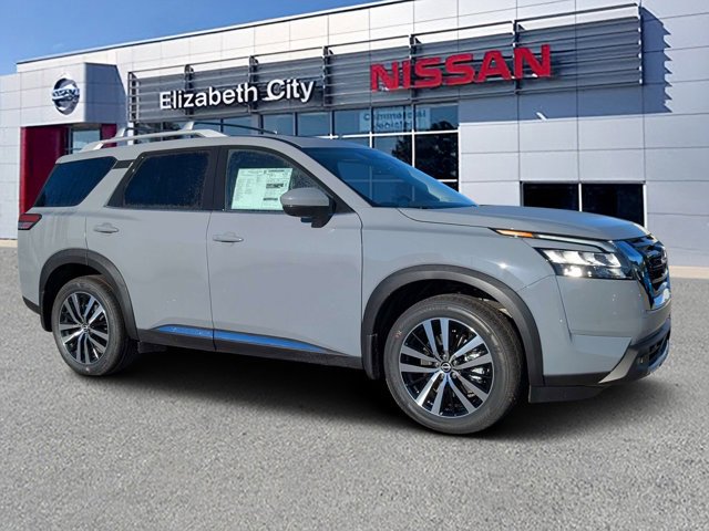 New 2025 Nissan Pathfinder Platinum