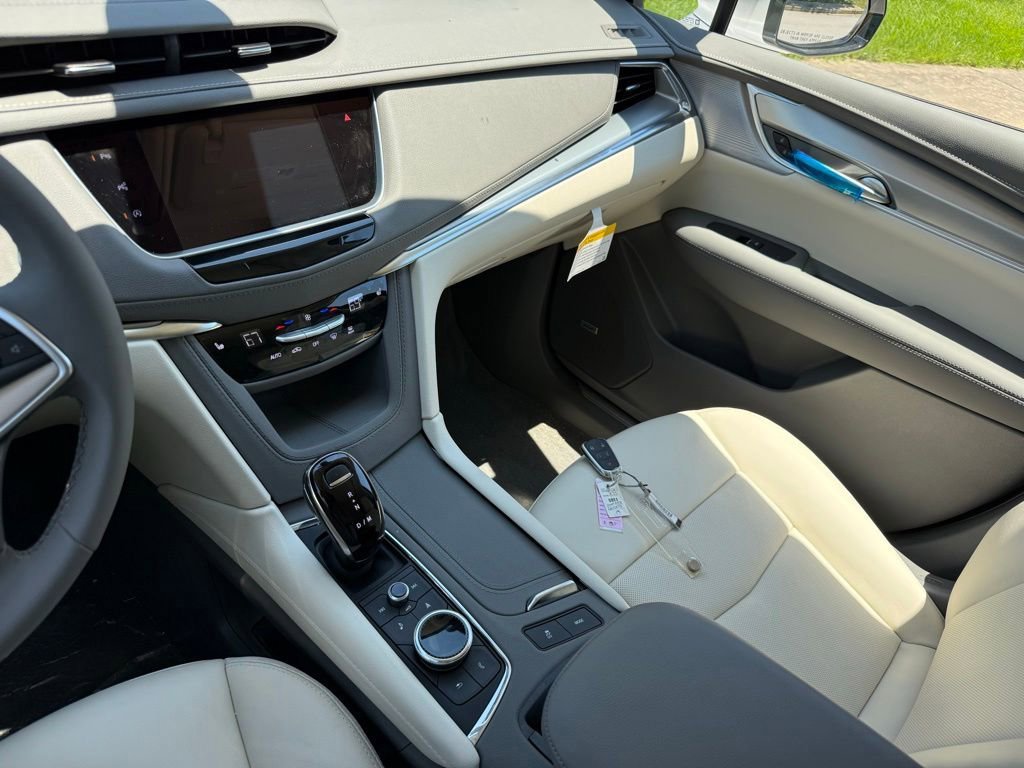 New 2026 Cadillac XT5 Premium Luxury FWD image 27