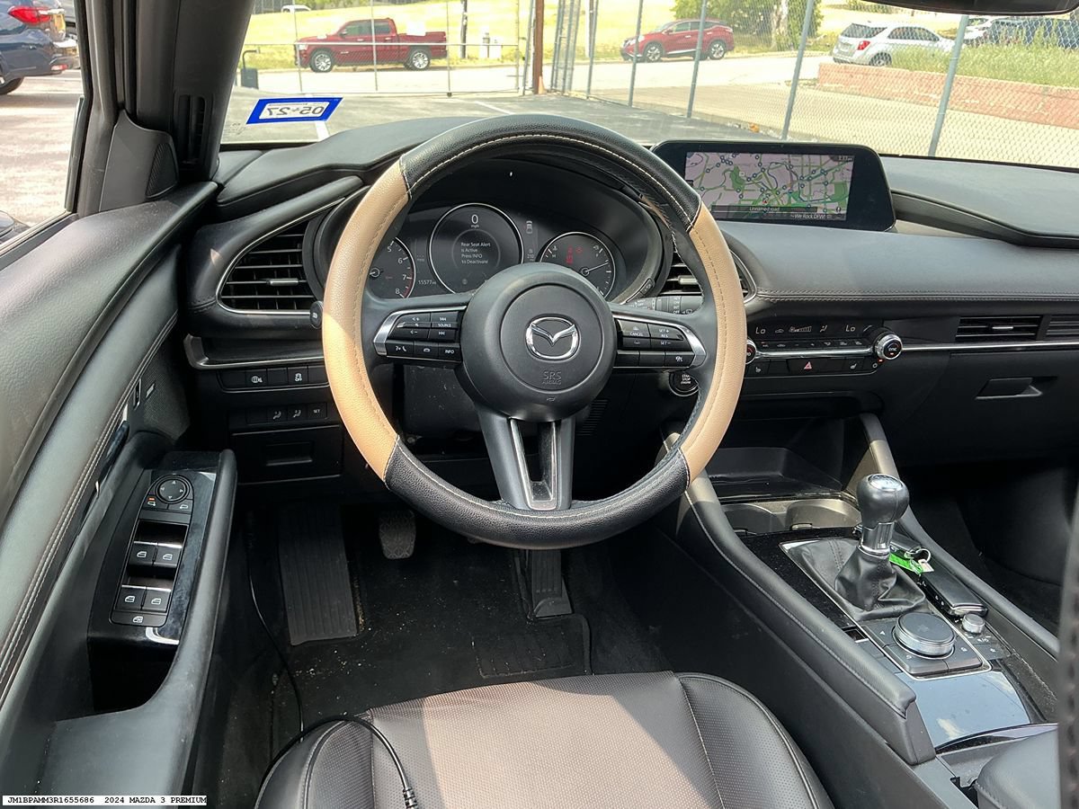 Used 2024 MAZDA MAZDA3 s FWD image 12