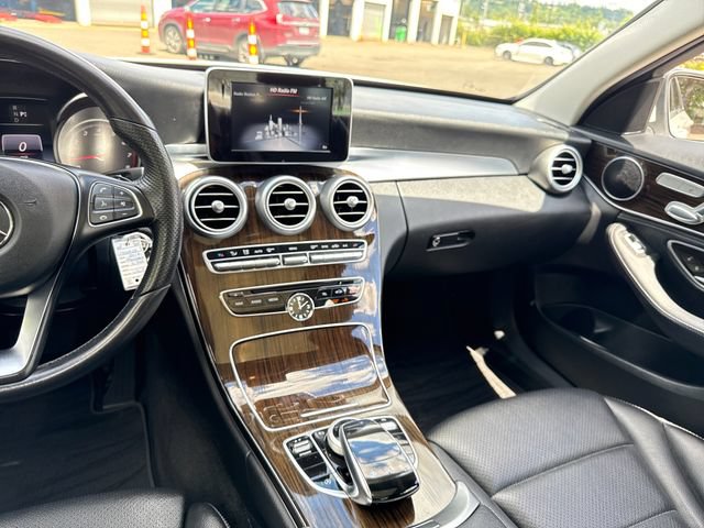 Used 2016 Mercedes-Benz C 300 4MATIC Sedan image 23