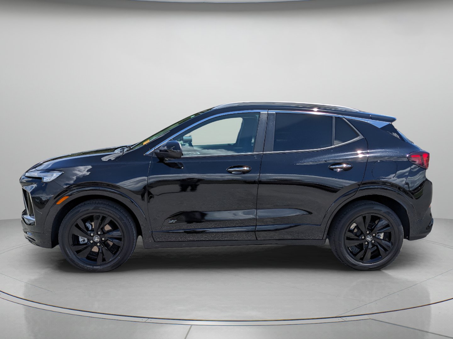 Used 2025 Buick Encore GX Sport Touring w/ Comfort Package FWD image 5