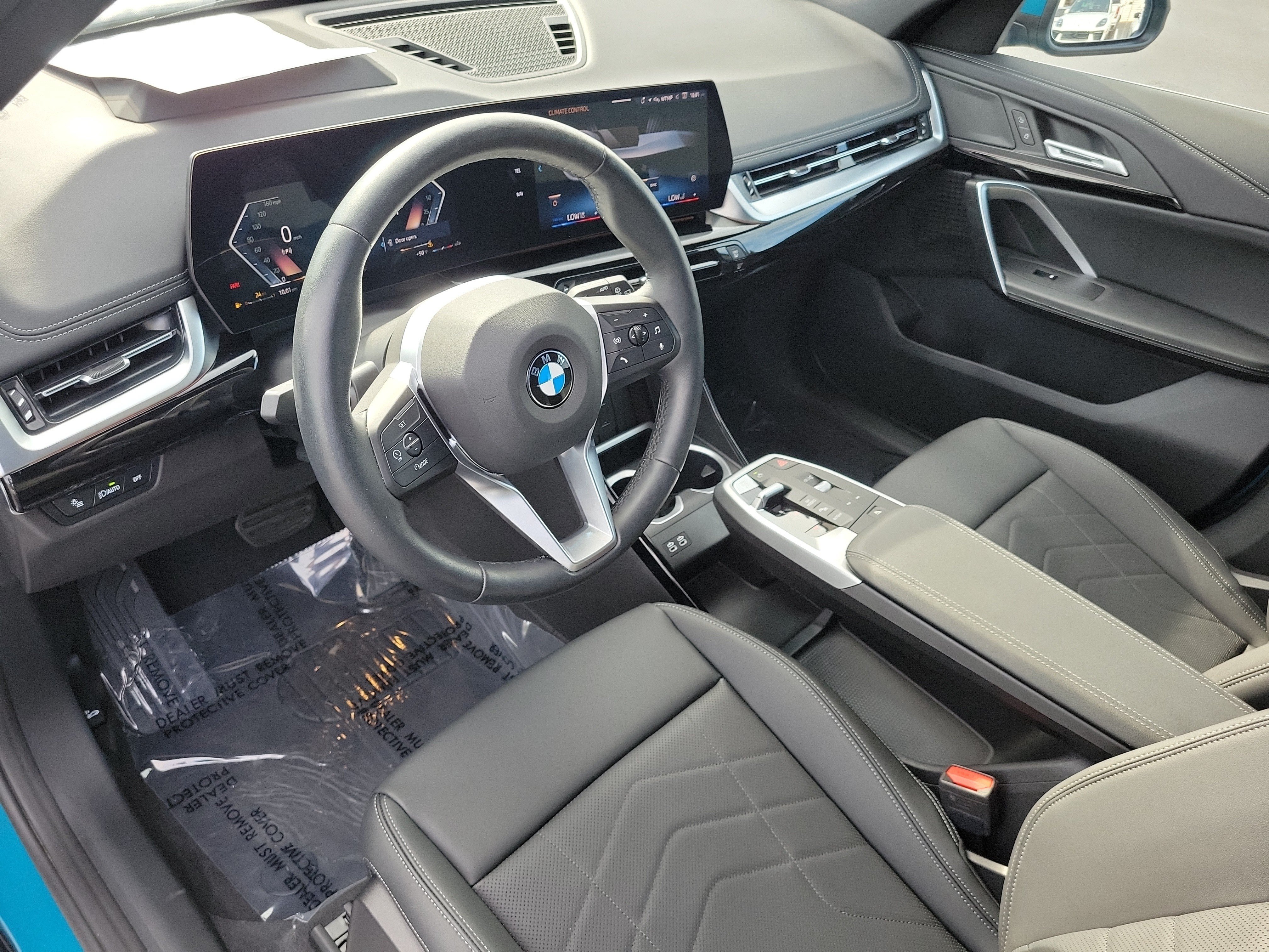 Used 2025 BMW X1 xDrive28i AWD/4WD image 23