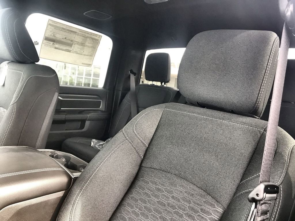 New 2026 RAM 2500 Big Horn AWD/4WD image 11