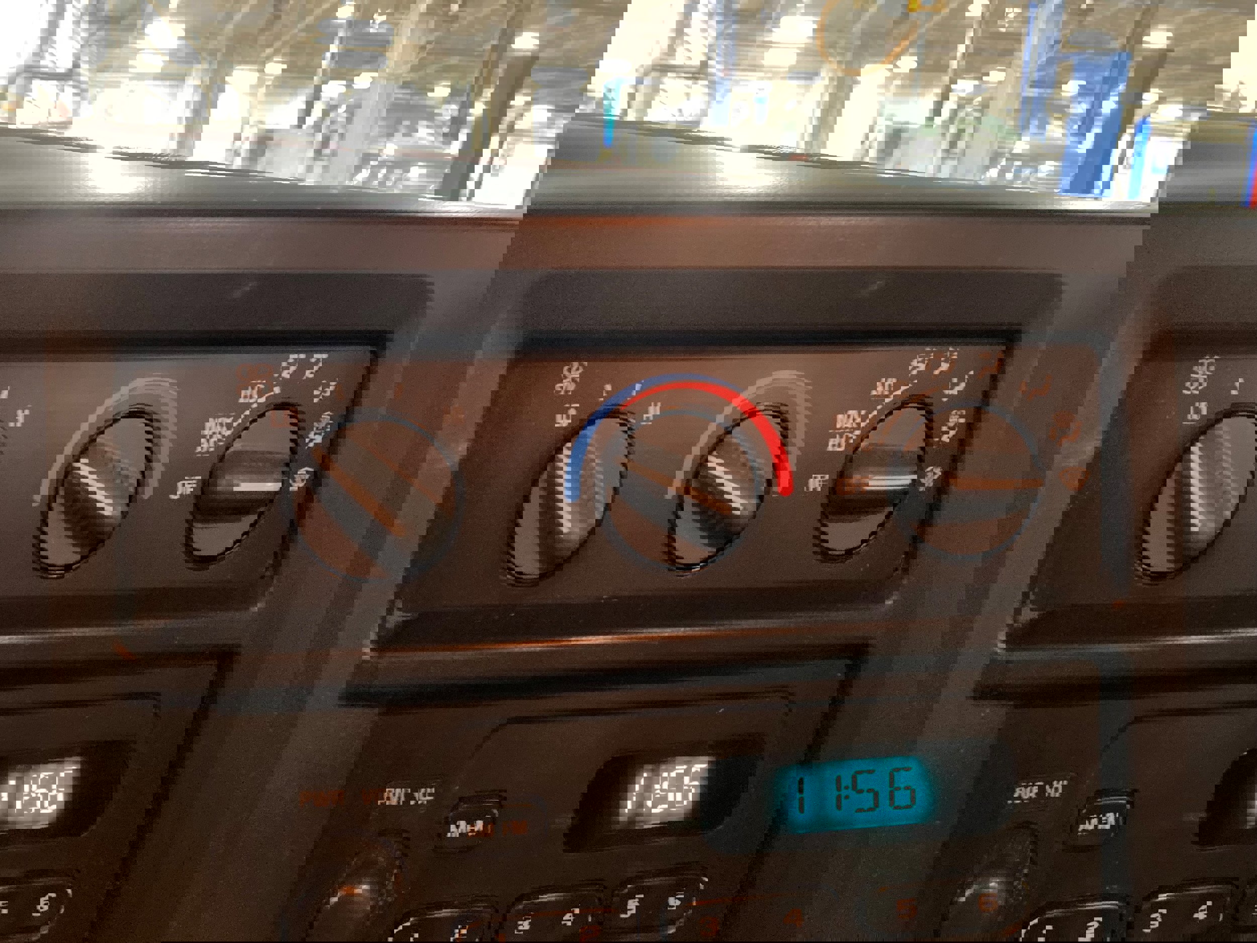 Used 2006 Chevrolet Express 3500 Work Van image 16