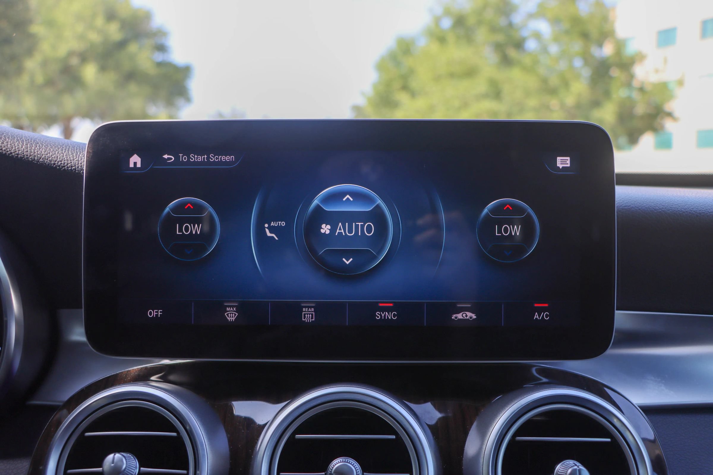 Used 2020 Mercedes-Benz GLC 300 image 40
