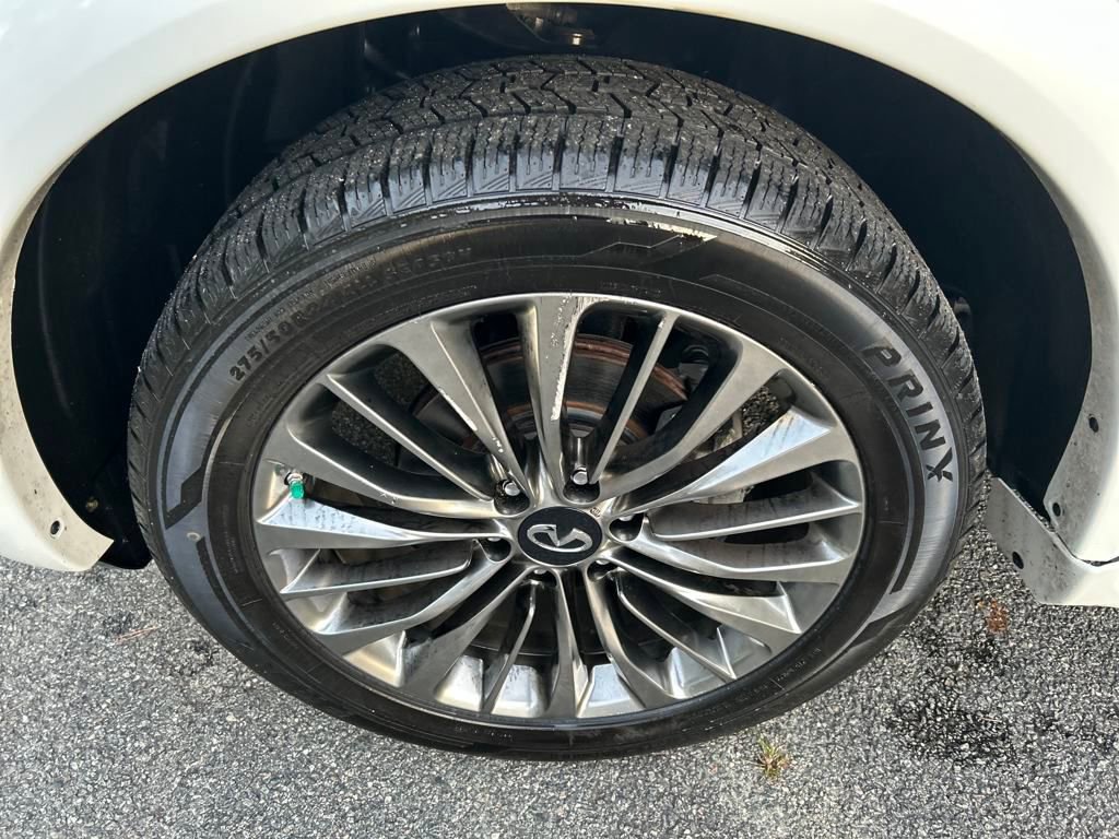 Used 2021 INFINITI QX80 Sensory w/ All-Season Package image 18