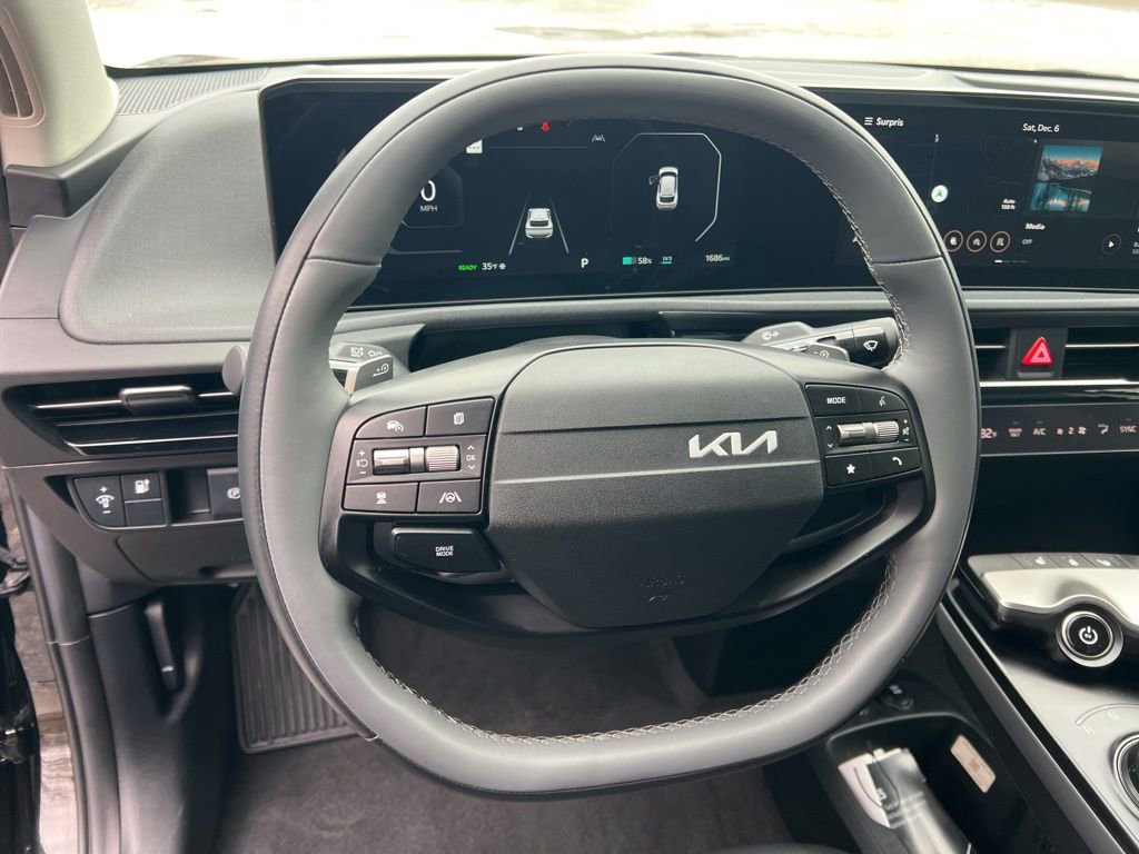 Certified 2025 Kia EV6 Light image 14