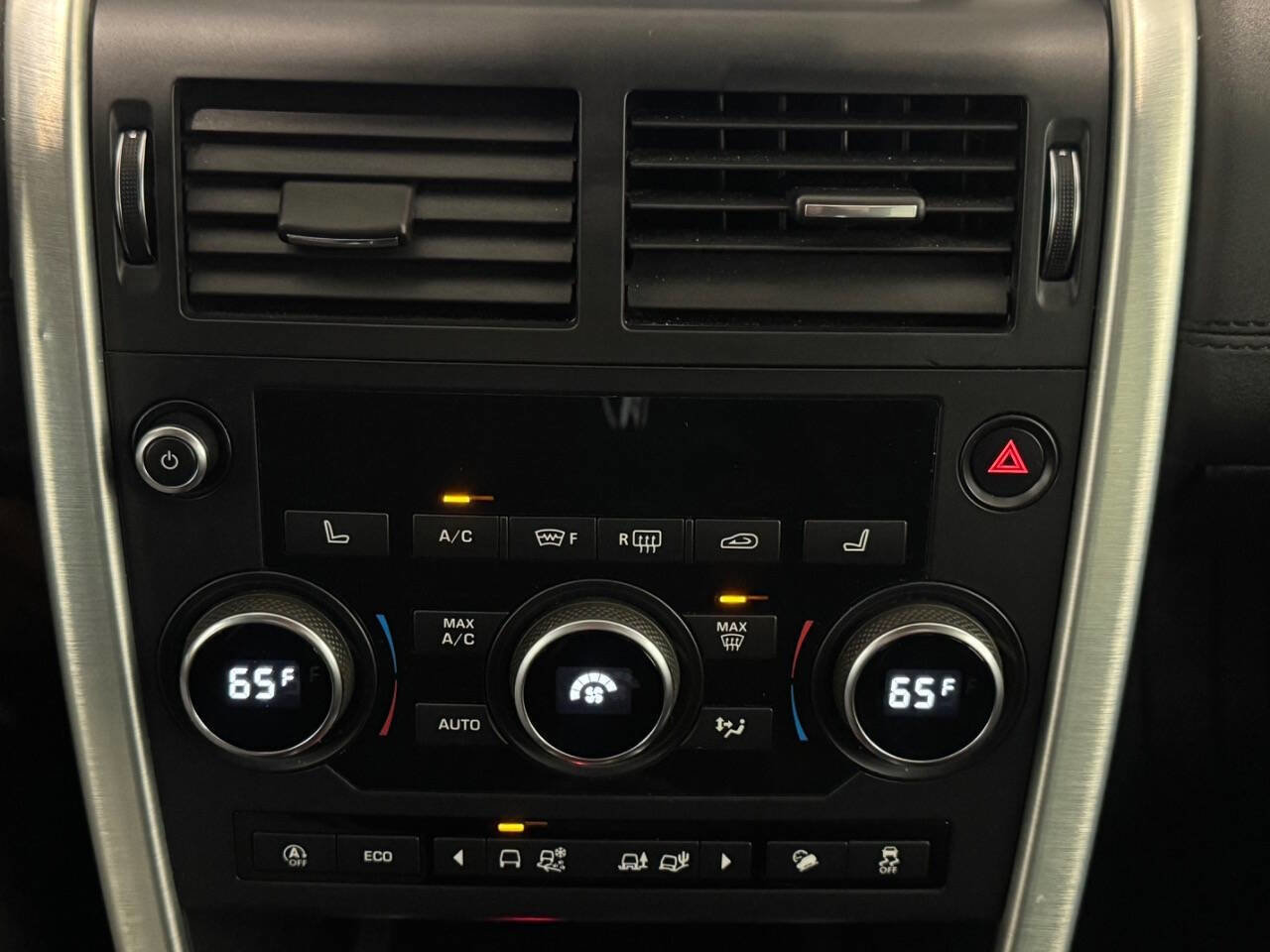 Used 2019 Land Rover Discovery Sport HSE image 41