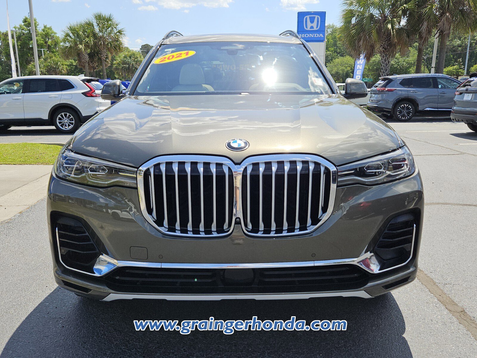 Used 2021 BMW X7 xDrive40i w/ Premium Package image 8