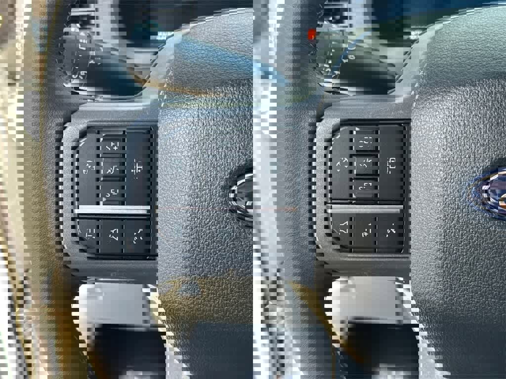 Used 2025 Ford F150 XLT w/ Equipment Group 301A Standard image 22