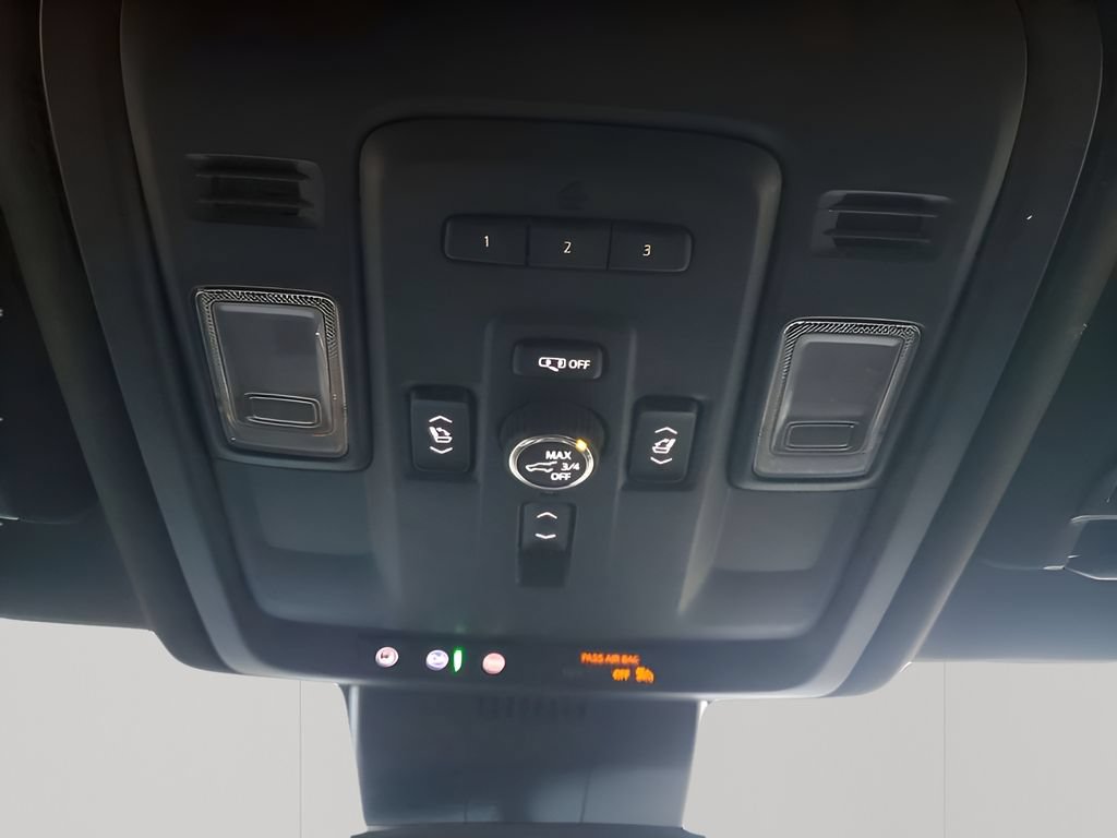 Used 2023 GMC Yukon Denali AWD/4WD image 45