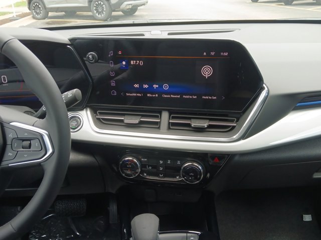 New 2026 Chevrolet Trax LT w/ Driver Confidence Package FWD image 12