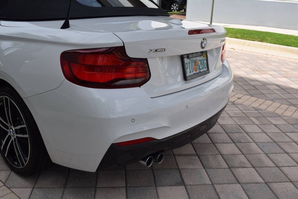 Used 2021 BMW 230i xDrive Convertible AWD/4WD image 19
