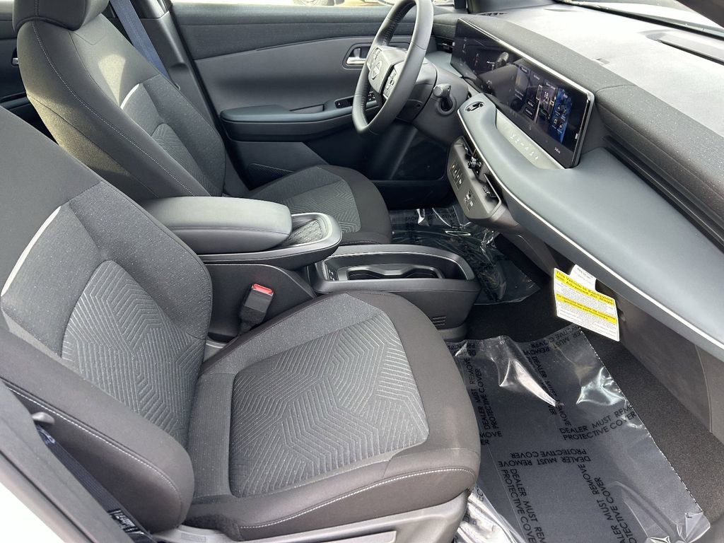 New 2026 Nissan Leaf w/ Illuminated Package image 9