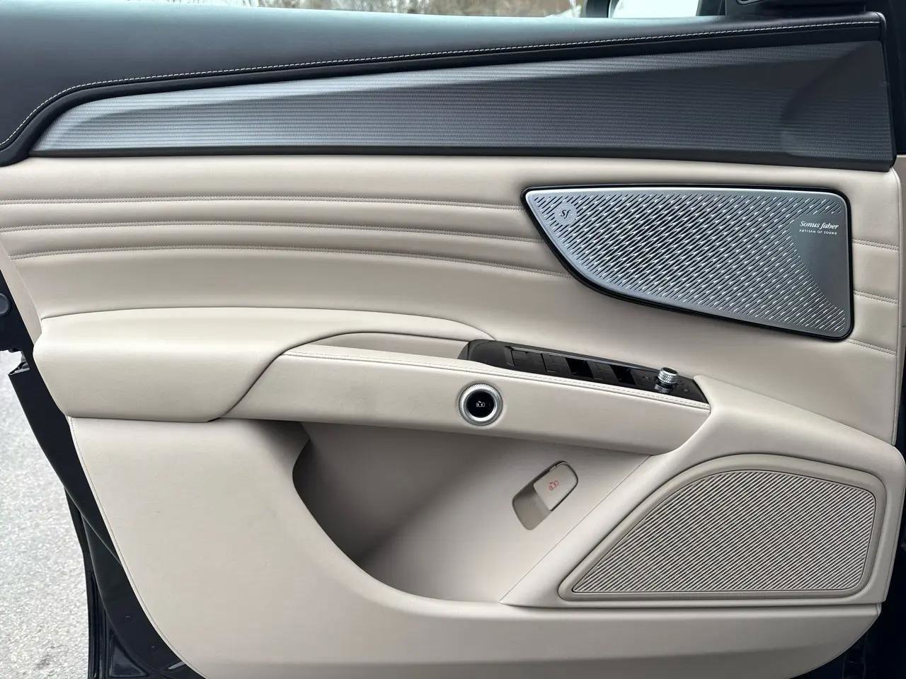 Used 2023 Maserati Grecale GT image 21