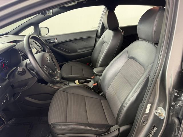Used 2016 Kia Forte SX image 13