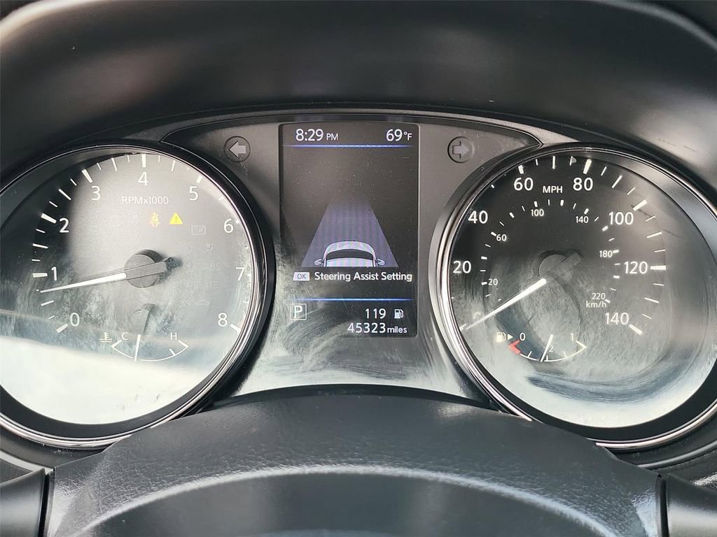 Used 2020 Nissan Rogue Sport SV w/ Technology Package image 3