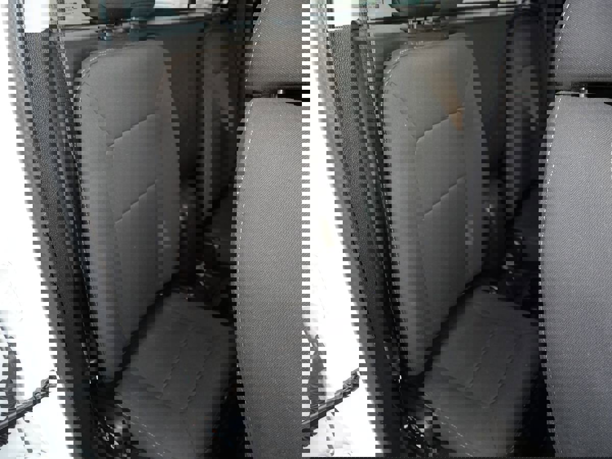 Used 2020 GMC Canyon SLE w/ Elevation Edition image 22