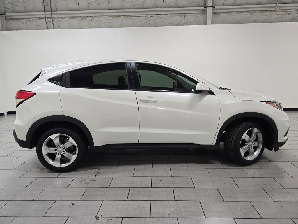 Used 2020 Honda HR-V LX image 17