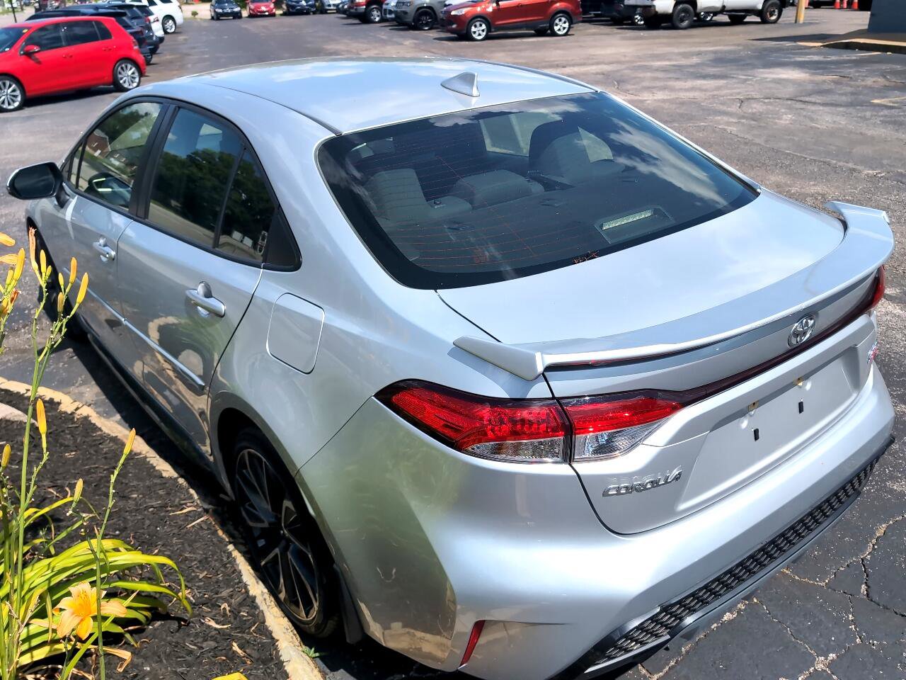 Used 2022 Toyota Corolla SE image 4