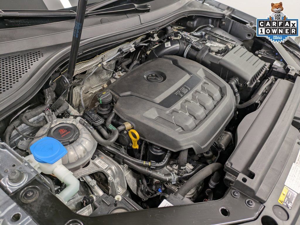 Used 2022 Volkswagen Tiguan SE R-Line AWD/4WD image 32