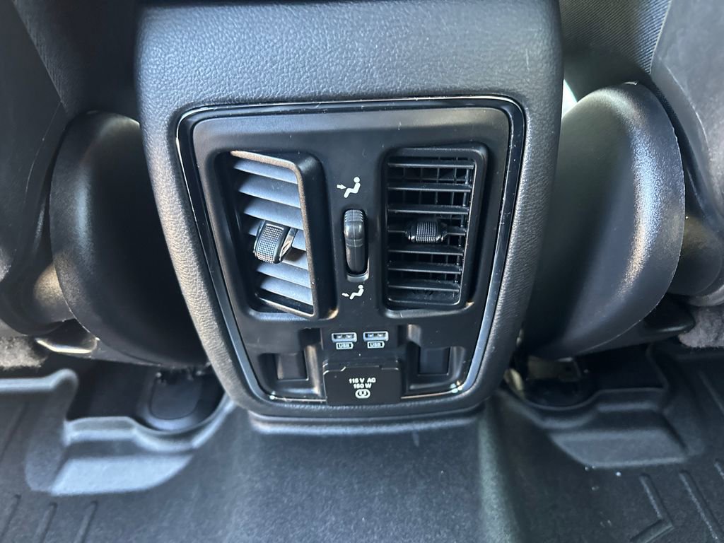 Used 2019 Jeep Grand Cherokee Limited image 30