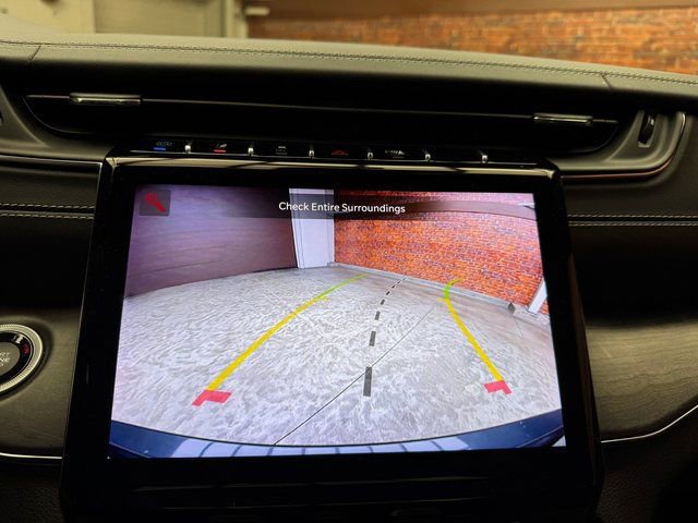 Used 2024 Jeep Grand Cherokee Overland w/ Luxury Tech Group IV image 21