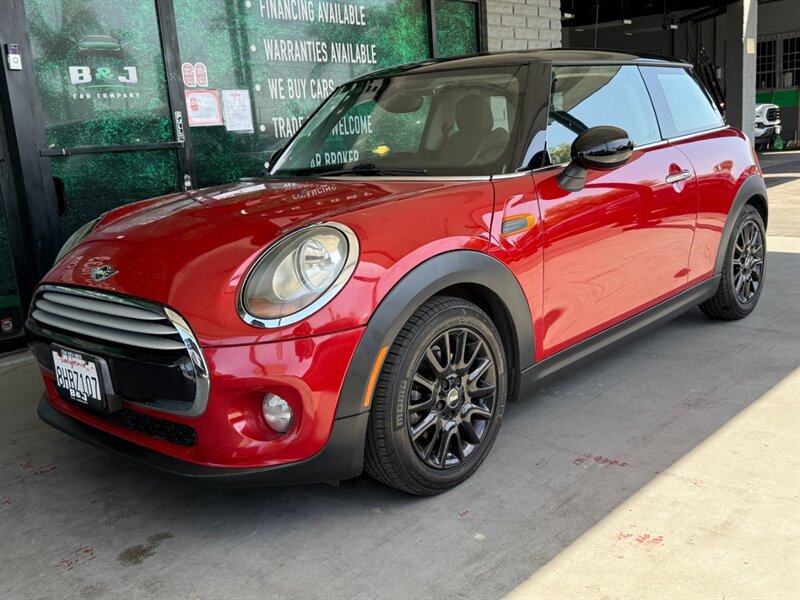 Used 2014 MINI Cooper 2-Door Hardtop FWD image 1