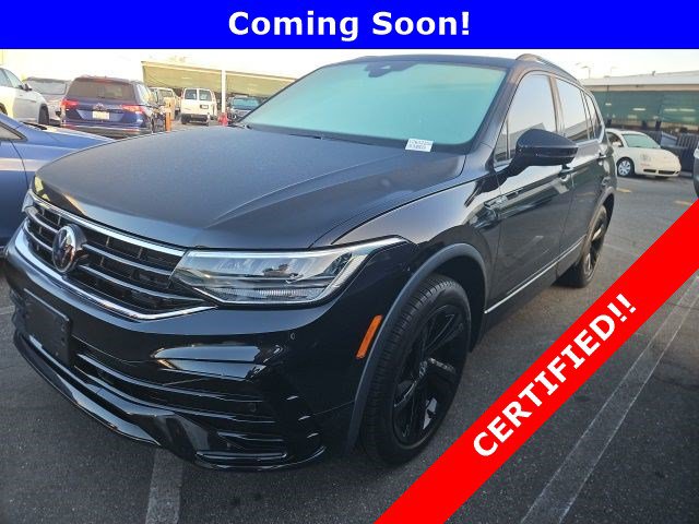 Used 2024 Volkswagen Tiguan SE R-Line