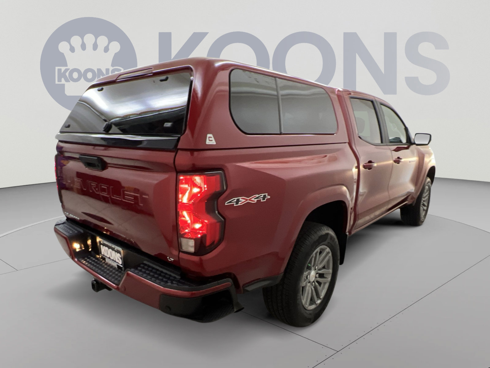Used 2024 Chevrolet Colorado LT w/ LT Convenience Package II AWD/4WD image 8