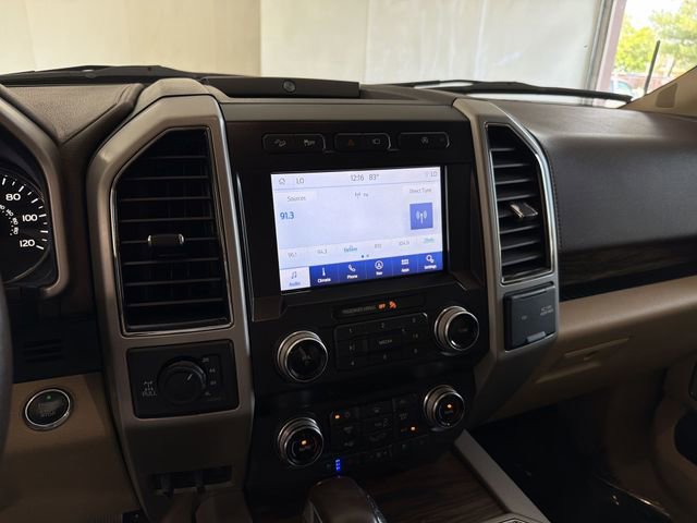 Used 2020 Ford F150 Lariat w/ Equipment Group 502A Luxury AWD/4WD image 26