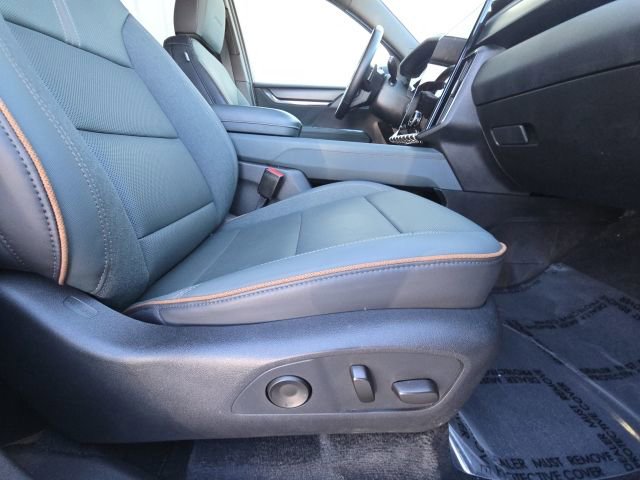 Used 2024 GMC Acadia AT4 AWD/4WD image 18