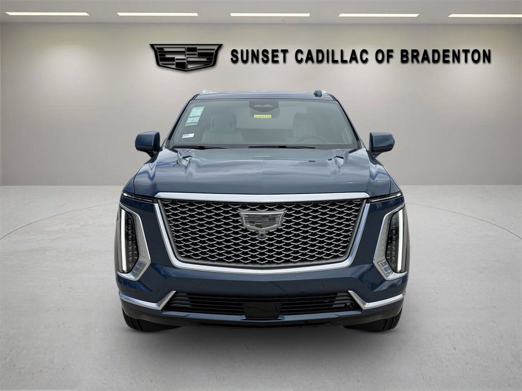 New 2026 Cadillac Escalade Platinum Luxury w/ LPO, Radiant Package AWD/4WD image 8