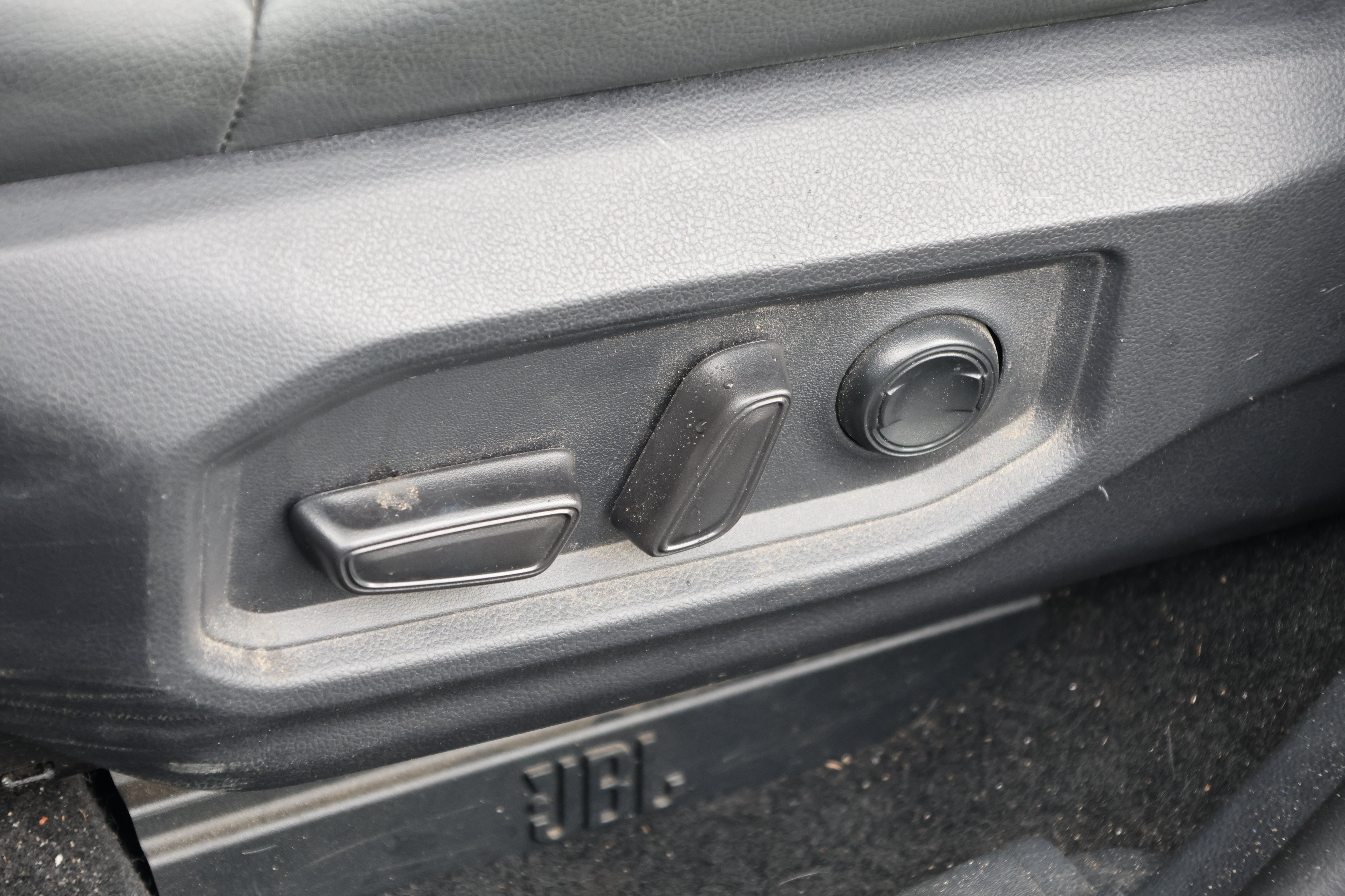 Used 2022 Toyota Tundra TRD Pro AWD/4WD image 32