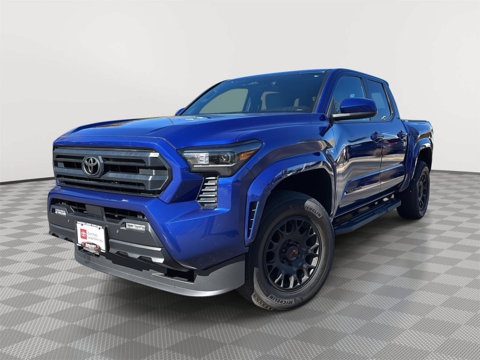 Used 2024 Toyota Tacoma SR5 AWD/4WD image 1