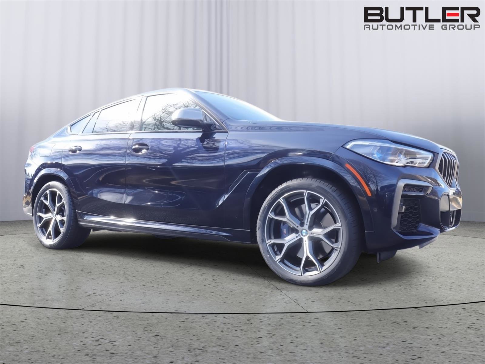 Used 2023 BMW X6 M50i w/ Executive Package image 9