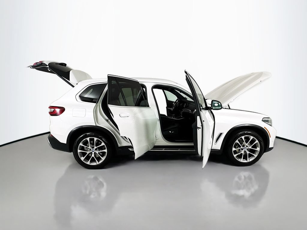 Used 2023 BMW X5 xDrive40i w/ Premium Package AWD/4WD image 26