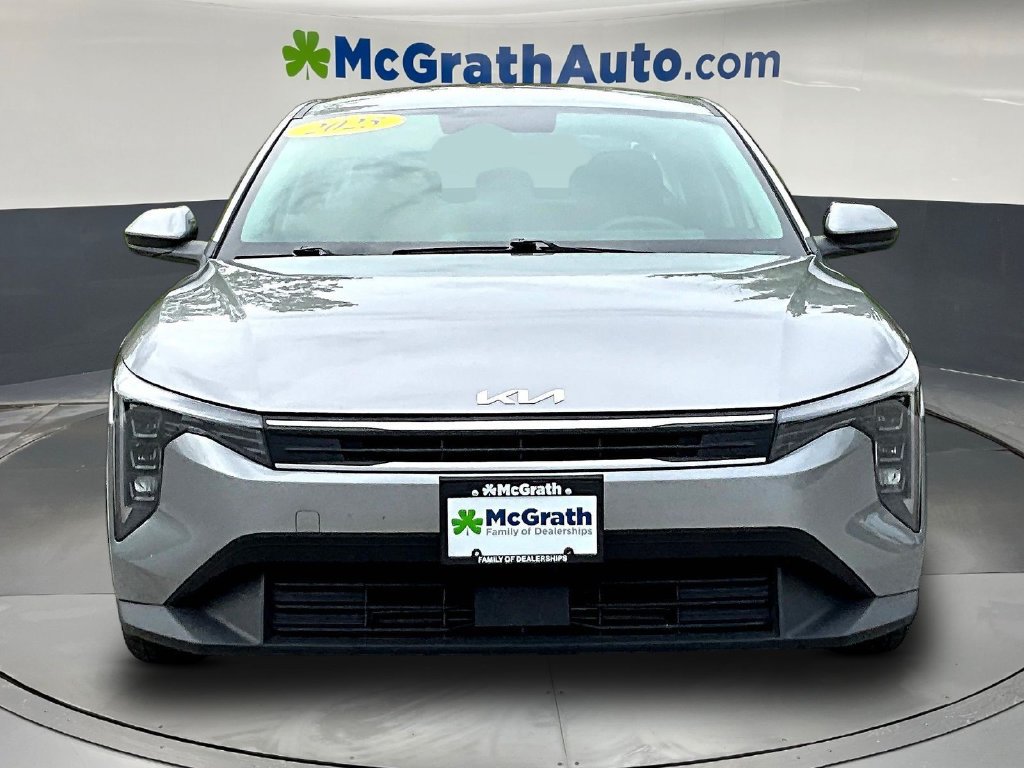 Used 2025 Kia K4 FWD image 2